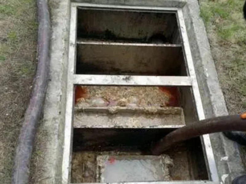 东河隔油池清理