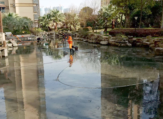 东河景观池淤泥清理